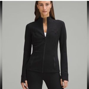 Lululemon Define Luon Black jacket size 4 womens athleisure longsleeve workout